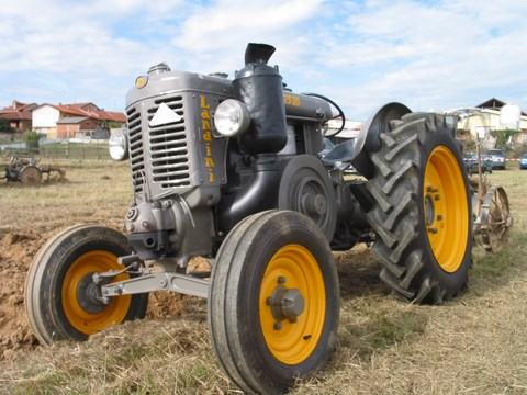 vecchi trattori2
